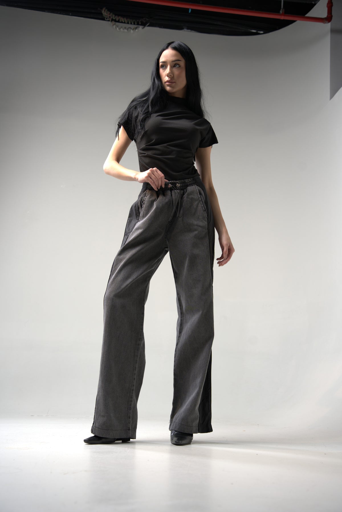 Shadow Side Wide-Leg Pants
