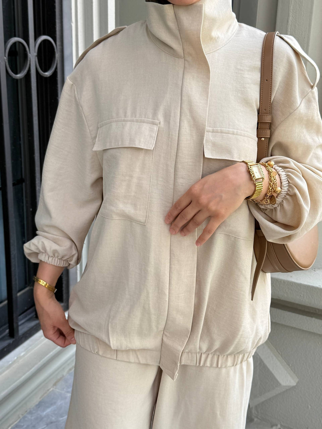Sahara Luxe Utility Jacket – Beige close-up