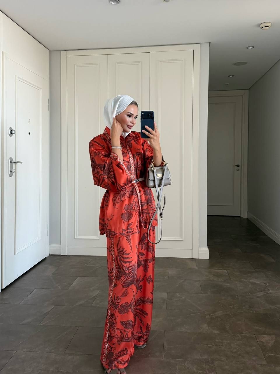 Sahara Bloom Botanical Co-Ord Set - Full look mirror selfie