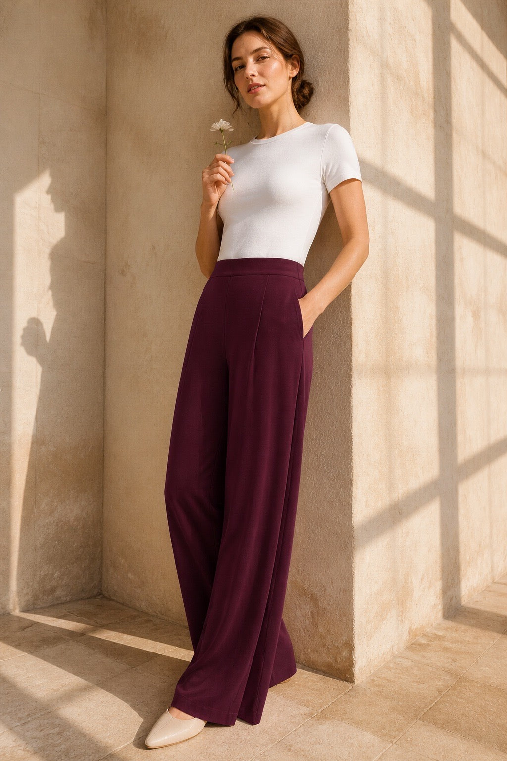 Side-Pleat Fluid Wide Pants - Burgundy full length model