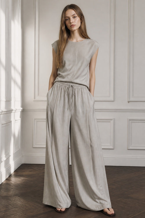 Drawstring Pleated Wide Pants - Beige model full length editorial